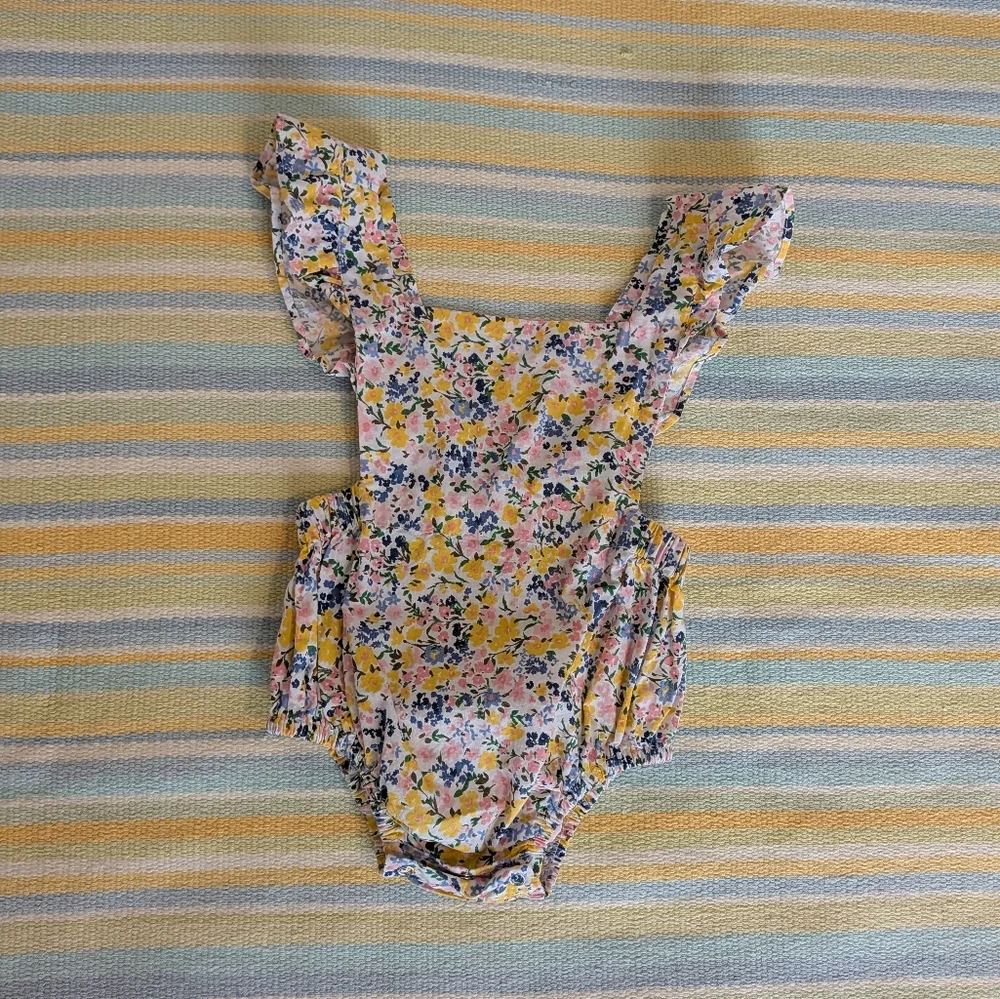 ⭐ Cartwheels By Charlie Paige Floral Bubble Size 12-18 Months